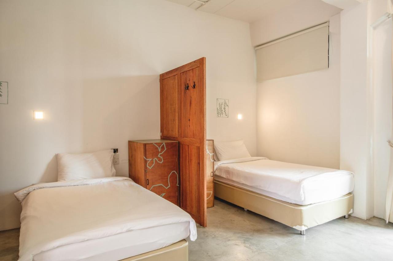 The Dearly Koh Tao Hostel-Padi 5 Star Dive Resort Екстер'єр фото